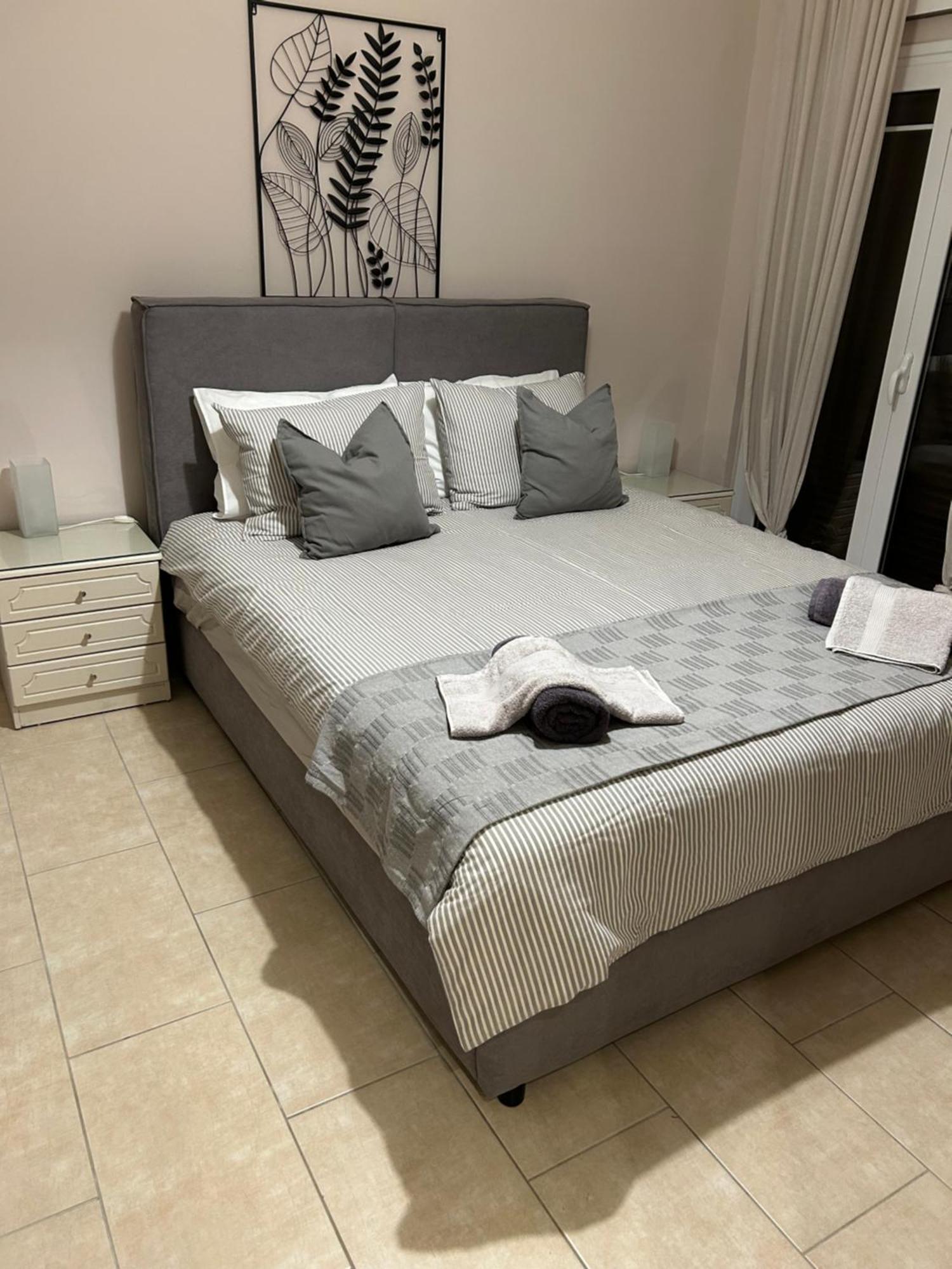 Bijou Kalamakiou Athens Ngoại thất bức ảnh